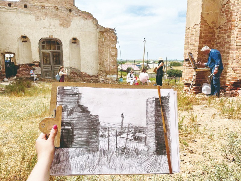 Moscow Poly Artists Paint Landscapes and Landmarks of Astrakhan’ Region