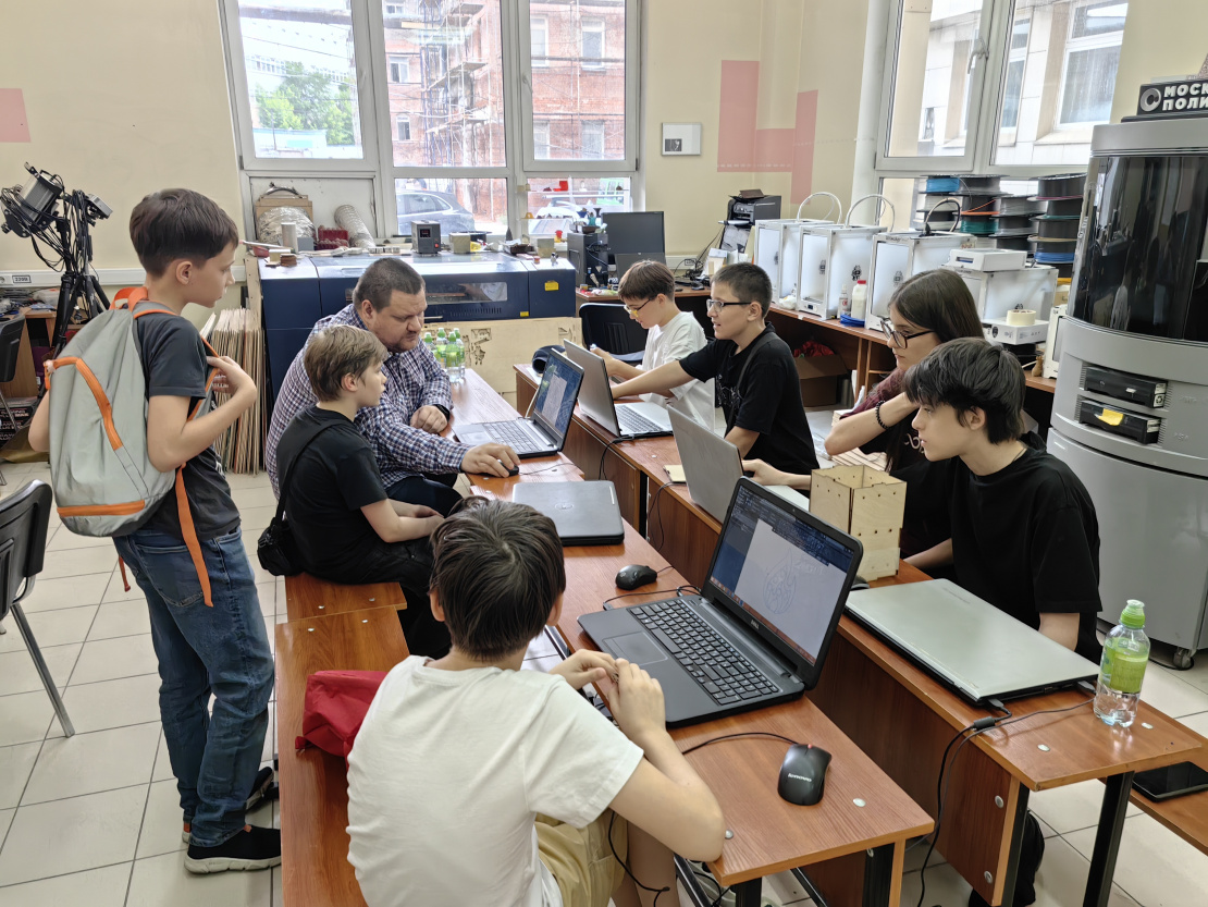 "Science of the Future is a Synthetic Science": Science-Art Summer School Completed at Moscow Polytech