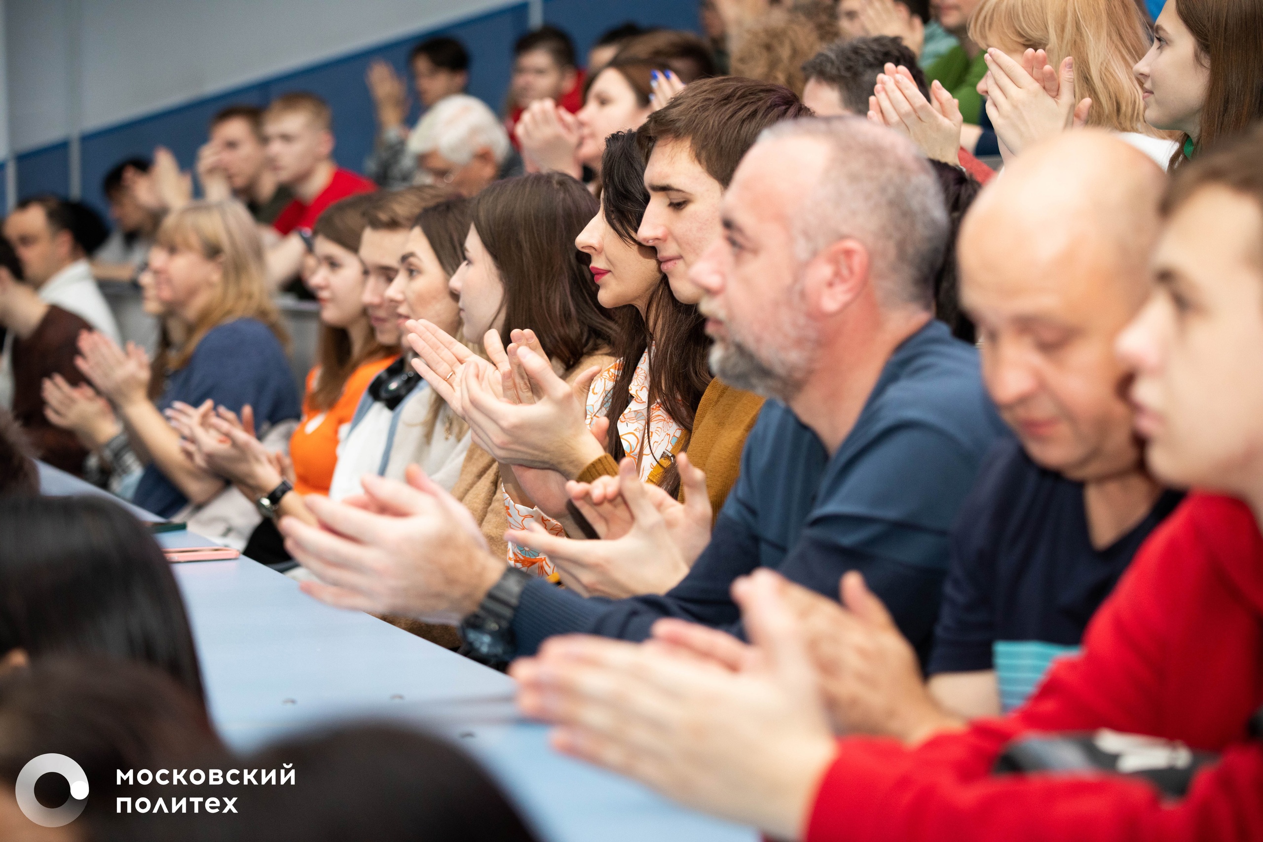 Moscow Poly Enrollees Introduced to VR on Open Day Event