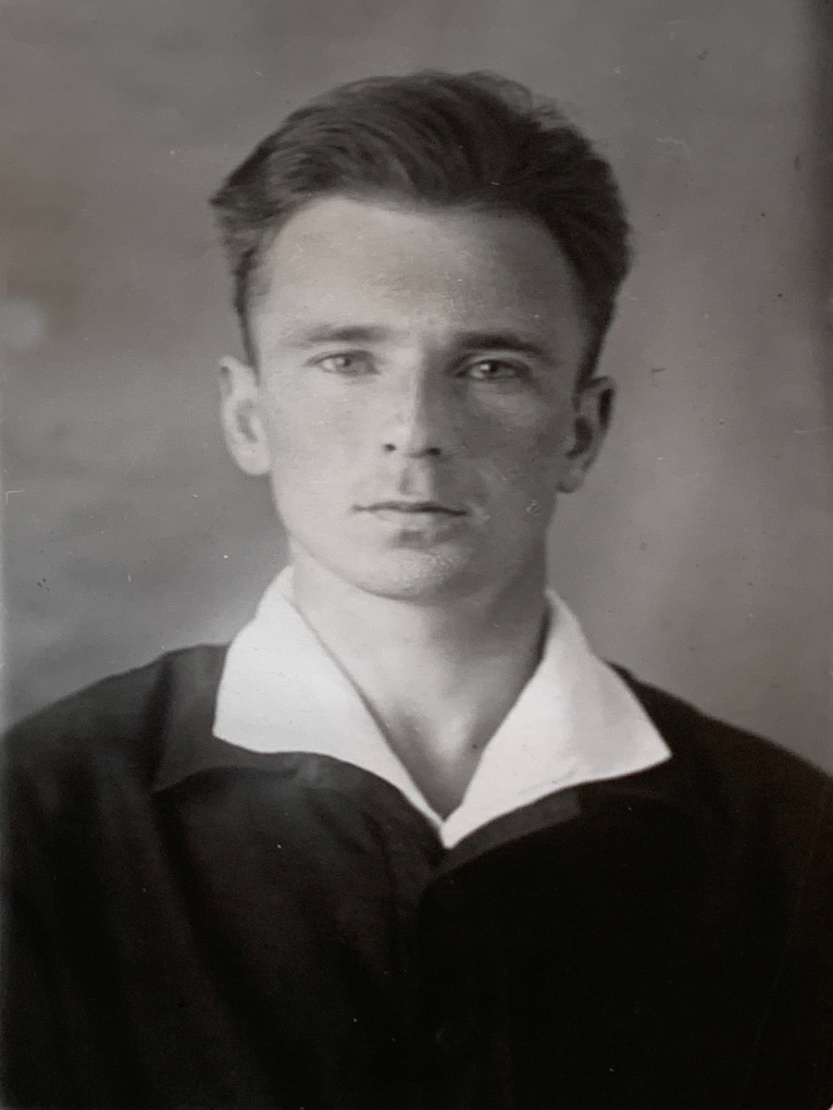 Генрих Корпусов, 1950 г – год окончания вуза. Фотография из личного дела.