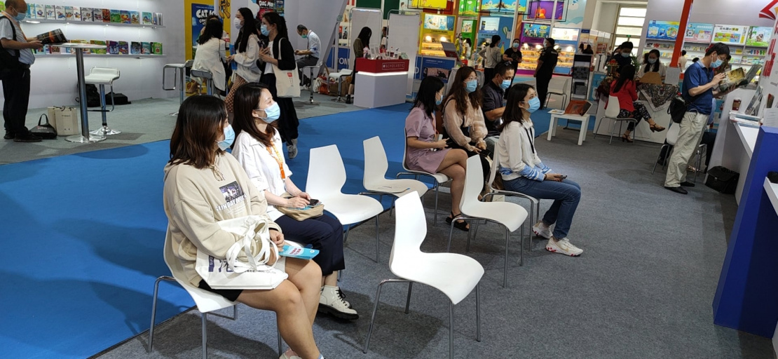 Московский Политех принял участие в 28-й Пекинской международной ярмарке Beijing International Book Fair2021-4.jpg