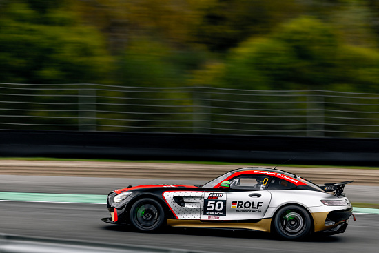 Дебют Porsche 911 GT3 R и золото на финале GT Sport Cup