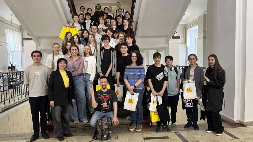 Команда «Поставьте зачет» стала лучшей на Хакатоне 1С в Московском Политехе