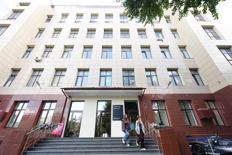 Первокурсники Московского Политеха будут использовать электронные студенческие билеты