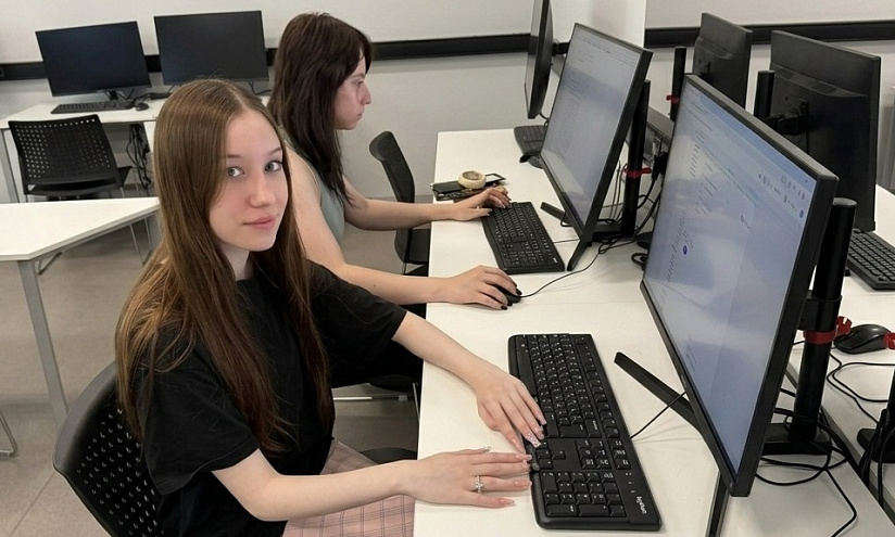 Более 120 будущих профессионалов участвовали в конкурсе «Интеллект» Московского Политеха