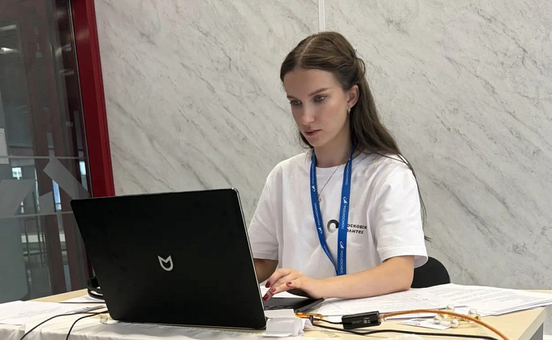 Студентка Московского Политеха взяла серебро на чемпионате «Молодые профессионалы Роскосмоса»